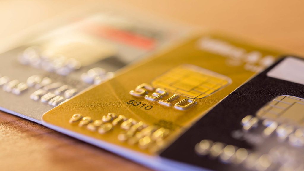 Las diferencias entre tarjetas de crédito y débito